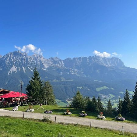 Hahnenkamm Suite Ski-In Ski-Out Direkt An Der Hahnenkammbahn Kitzbühel Exterior foto