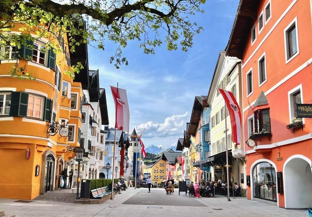 Hahnenkamm Suite Ski-In Ski-Out Direkt An Der Hahnenkammbahn Kitzbühel Exterior foto